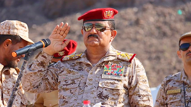 وزير الدفاع يشهد حفل تخرج الدفعة الثانية حماية منشآت